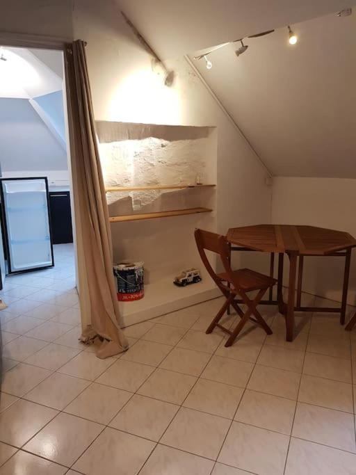 F2 35-44M2 9 Mins Voiture Chateau 4Pers 1Ch+Sejour 勒谢奈 外观 照片